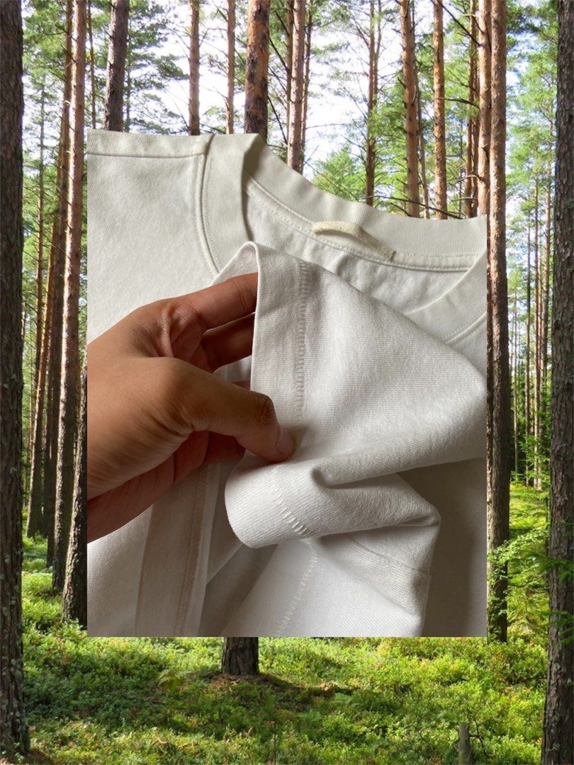 SINGLE STITCH HEAVT VINTAGE PLAIN WHITE SHIRT (Category: Tshirts & Polo Shirts ) located in Dagupan City. Submitted by everydayislootday (Listing ID 1359675633, Image 2). Description: CONDITION: 9/10 SIZE: 27x21.