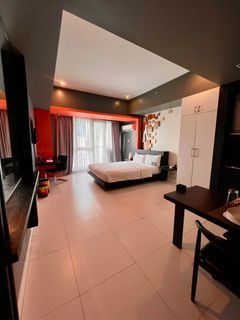 Studio Unit with Balcony & Parking FOR SALE at KL Tower Legazpi Village Makati - For Lease / For Rent / Metro Manila / Interiored / Condominiums / Fully Furnished / Real Estate Investment PH / Clean Title / Condo Living / Ready For Occupancy / MrBGC