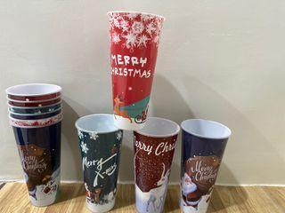 Take all 10 pcs Randam Christmas Design Plastic Cups with Lid for milk tea or any drinks for gift or business