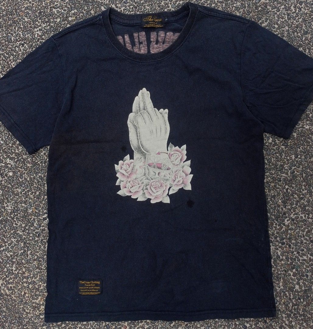 The Cross Fatal & Night (Category: Tshirts & Polo Shirts ) located in Marikina City. Submitted by dirtyjay (Listing ID 1359803139, Image 1). Description: The Cross Good Fellas ₱ 333 + Shipping‼️‼️ FIXED :) Good Condition Color rate: 7.5/10 Large on Tag❗ L - 26 W - 19 Color may vary due to lighting Please manage your expectation, this is a secondhand item. No RETURN, No EXCHANGE and No REFUND❗❗❗.