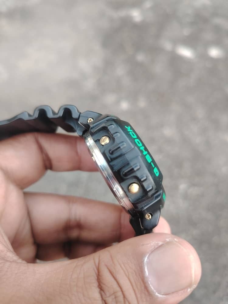 Vintage G-Shock DW-6300 First model frogman, Men's Fashion, Watches ...