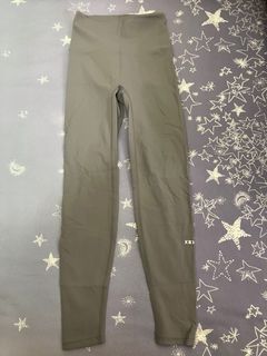 （分類：）位於 。 由 crazydaddy 提交（商品編號 1359807429，圖片 1）。簡介： 。