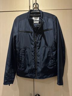 (Category: ) located in . Submitted by digitalthrifting (Listing ID 1359746904, Image 1). Description: .
