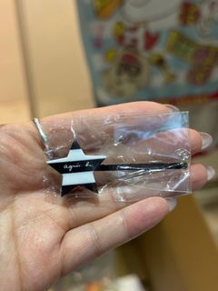 （分類：）位於 。 由 C_selection 提交（商品編號 1359883765，圖片 1）。簡介： 。