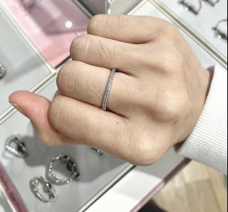 💎 SALE! PANDORA SPARKLING BAND RING