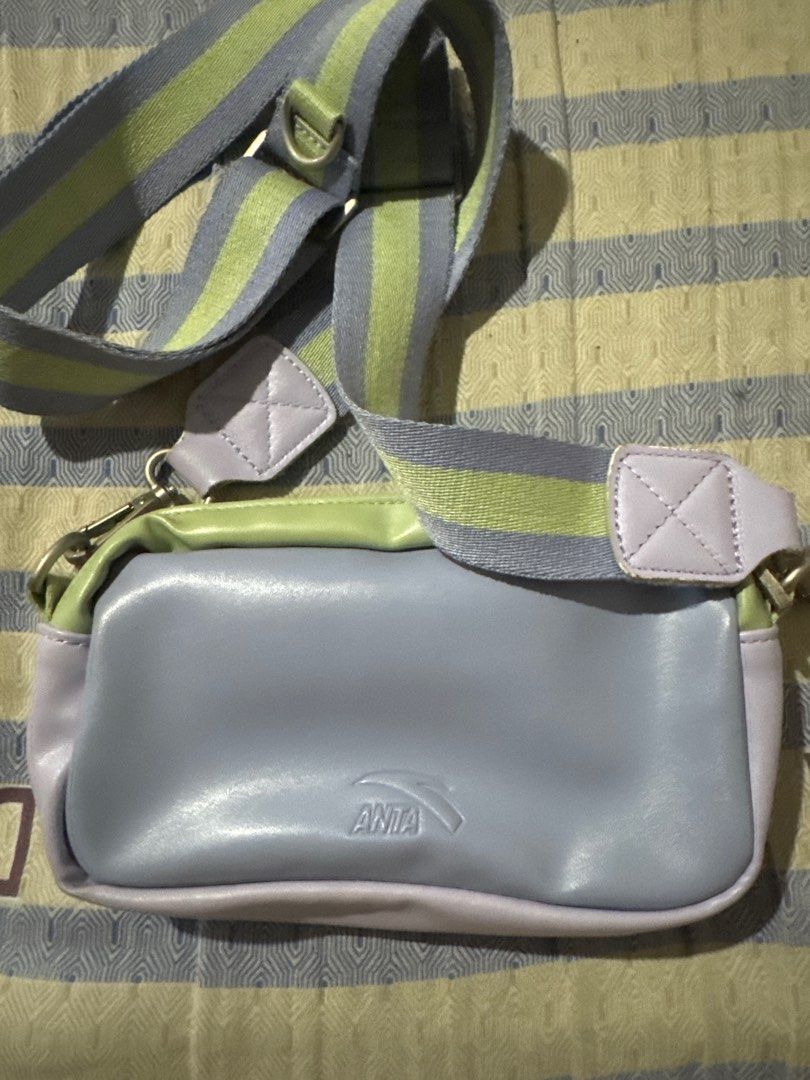 Anta Cross-body bag (Category: Cross-body Bags) located in Las Pinas. Submitted by nmordanoso (Listing ID 1359922920, Image 2). Description: .