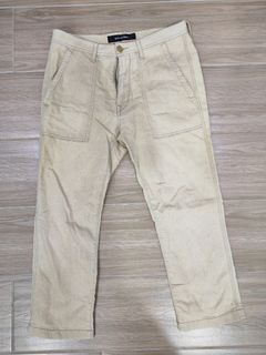 (Category: ) located in . Submitted by thriftstock (Listing ID 1359857758, Image 1). Description: .