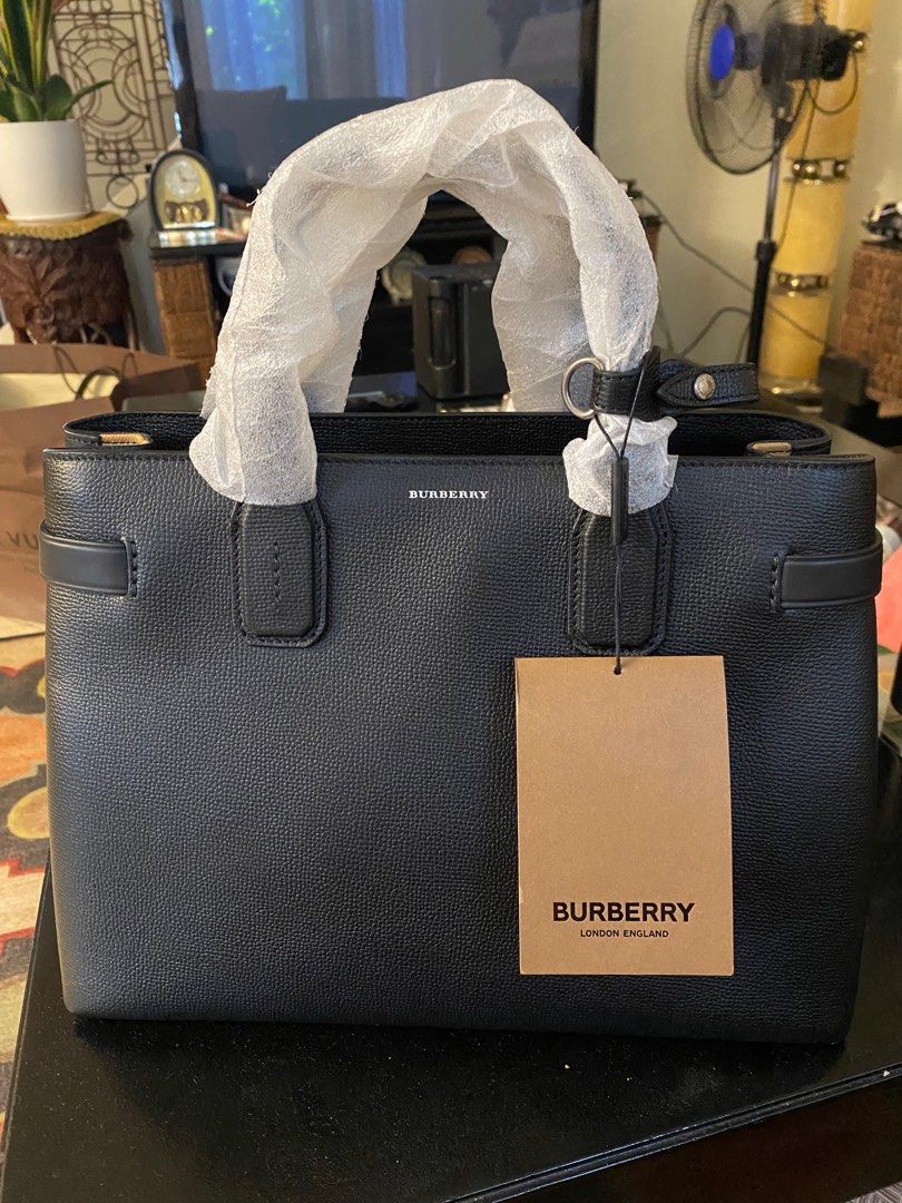 Burberry Banner Satchel Medium (Category: Luxury Bags & Wallets) located in Cavite. Submitted by louiessaliviac (Listing ID 1359904588, Image 2). Description: Burberry Banner Satchel Medium Bought in Europe Selling 50% off 52,000 only .