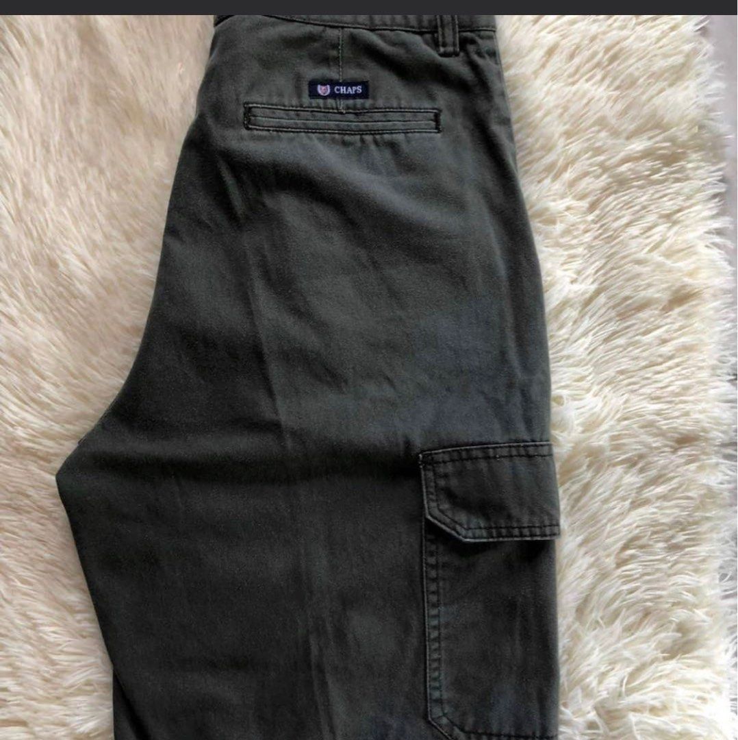 CHAPS Cargo Shirts Size 30 (Category: Shorts) located in Calapan. Submitted by shakalak (Listing ID 1359888636, Image 3). Description: From🇬🇧 B,box Excellent condition 15x21.