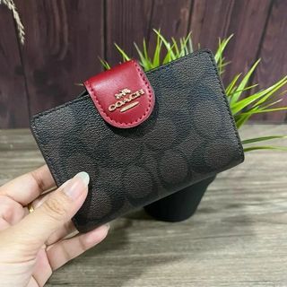 COACH ZIP RED WALLET