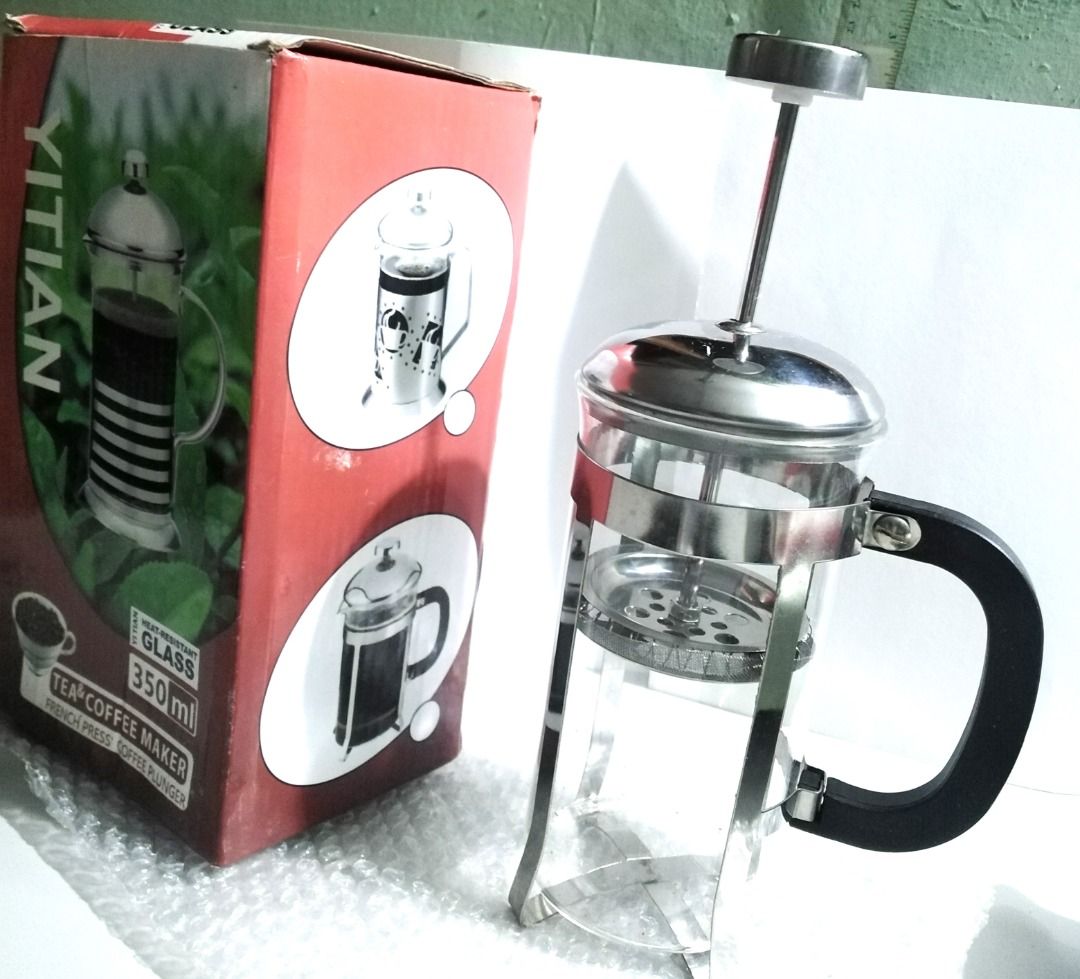 COFFEE & TEA MAKER, 350ML (Category: Coffee Machines & Makers) located in Taguig. Submitted by juls0607 (Listing ID 1359897789, Image 3). Description: YITIAN, French Press Coffee Plunger Coffee & Tea Maker, 350ml Heat-Resistant Glass French Press Coffee Plunger 350ml Directions: / high-temperature glass is fit for tropical climate or cold weather use. / Add one teaspoon of your favorite tea or coffee Add boiling water into the coffee maker to a M