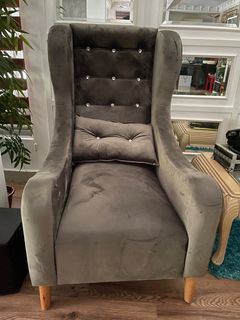(Category: ) located in . Submitted by jennizz (Listing ID 1360039441, Image 1). Description: .