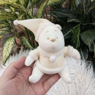 DISNEY Santa Winnie the Pooh Rare White Christmas-themed Plush Toy