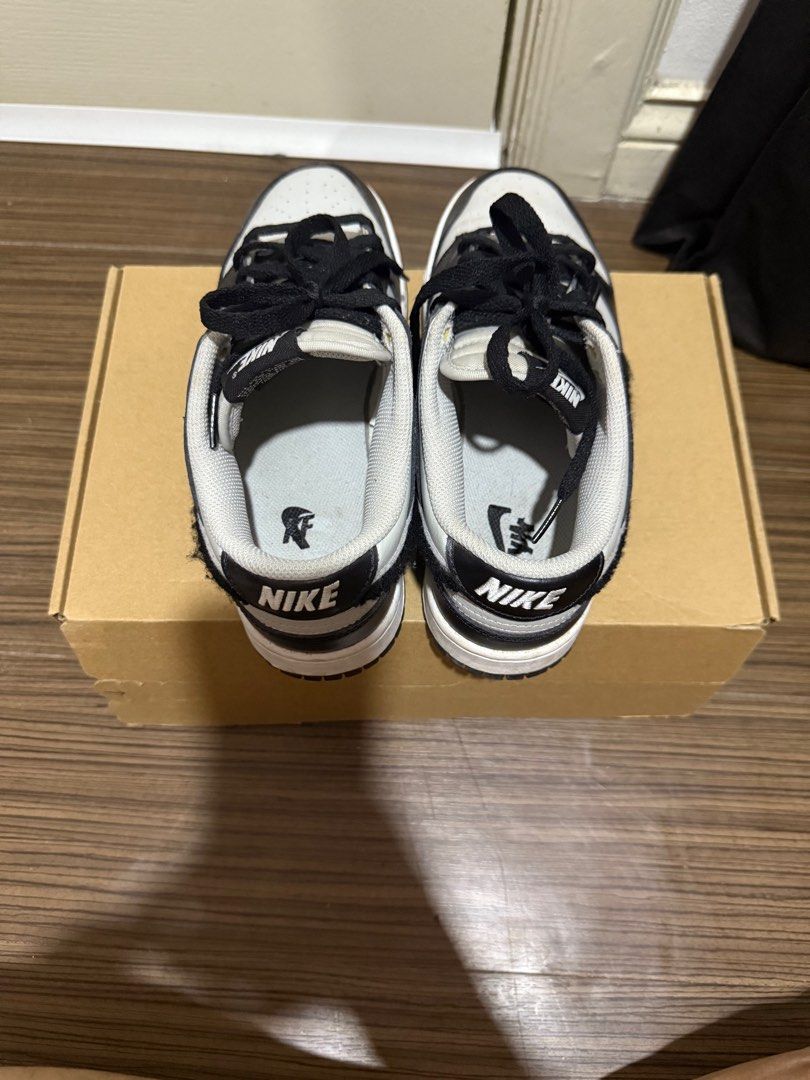 Dunk Low Black (Category: Sneakers) located in Caloocan City. Submitted by letmigo (Listing ID 1359967706, Image 3). Description: Without box.