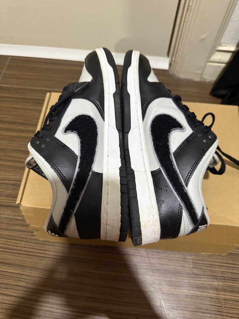 Dunk Low Black (Category: Sneakers) located in Caloocan City. Submitted by letmigo (Listing ID 1359967706, Image 2). Description: Without box.