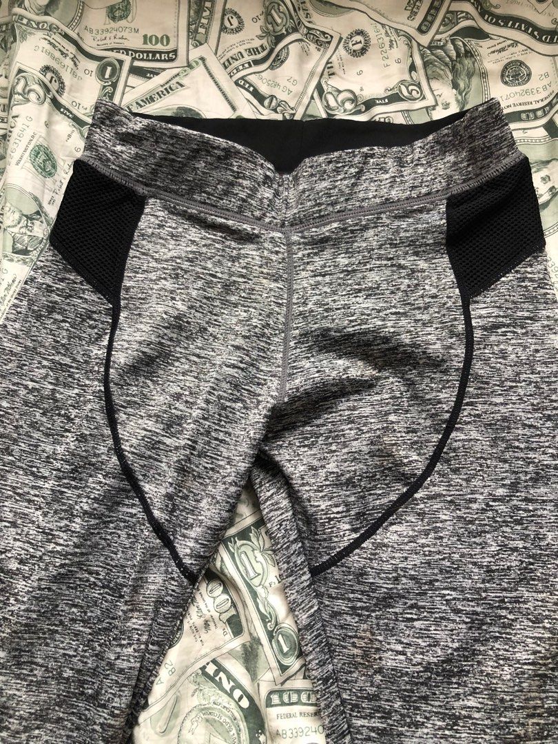 Gray & Black Workout Leggings/ Activewear/ Sportswear (Category: Activewear) located in Manila. Submitted by 411_____ (Listing ID 1359907921, Image 2). Description: fits s-m.