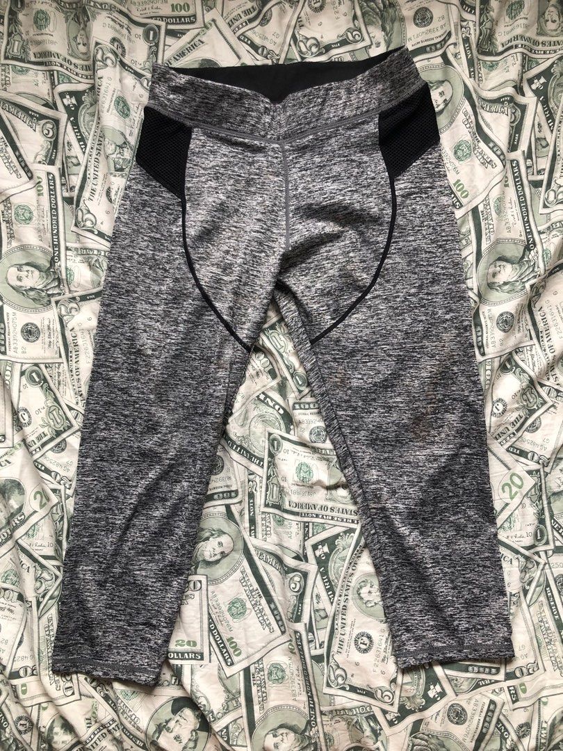 Gray & Black Workout Leggings/ Activewear/ Sportswear (Category: Activewear) located in Manila. Submitted by 411_____ (Listing ID 1359907921, Image 1). Description: fits s-m.