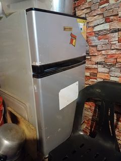 Hanabishi 2 Door Mini Ref