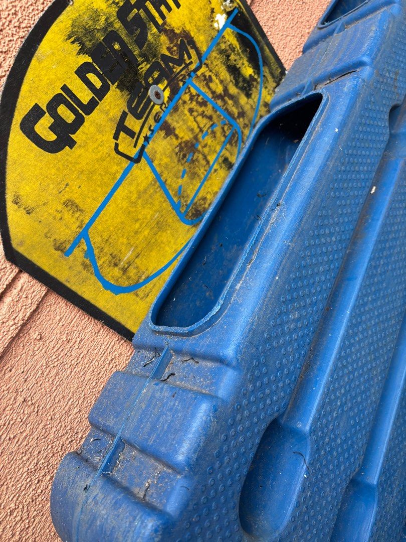 Hard plastic paleta 1pc only (Category: Industrial Equipment) located in Dasmarinas. Submitted by ehradee (Listing ID 1359852572, Image 3). Description: Pick up only Ship via lalamove 120 cm haba x 120 x 14 cm kapal Pick up only salawag dasma.