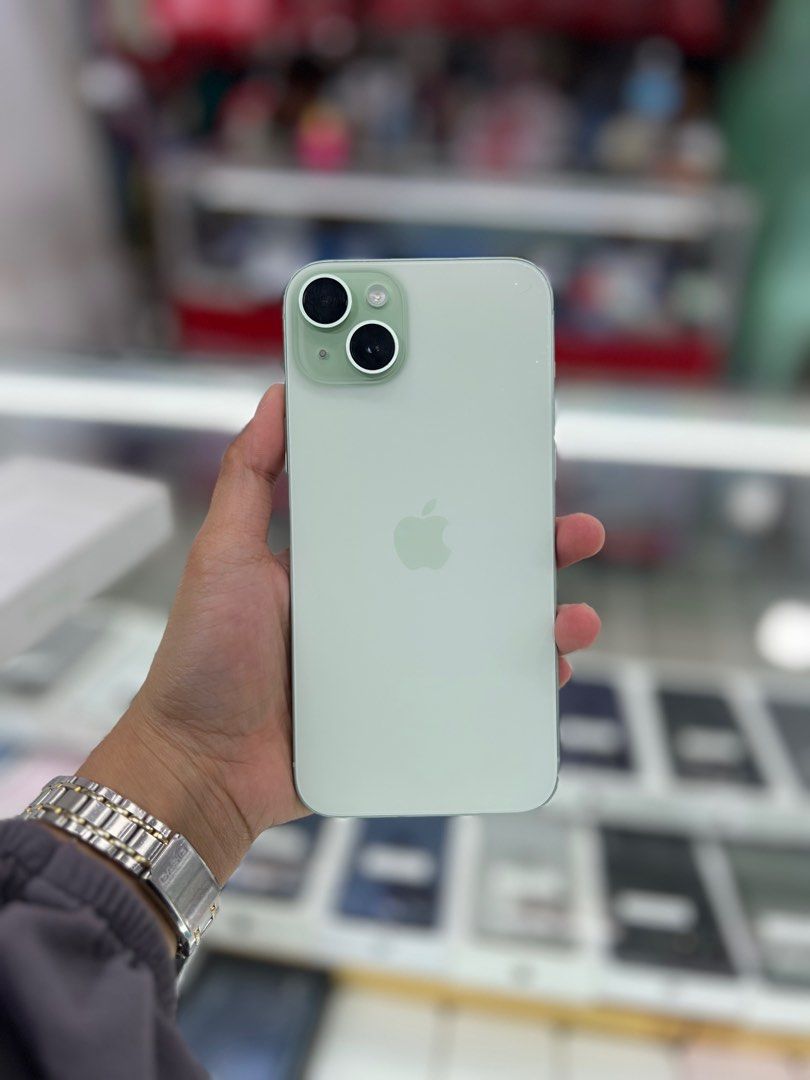 iPhone 15 Plus 256gb 95%bh Globelock NTC Variant No Issue (Category: iPhone 15 Series) located in San Juan City. Submitted by aynaagadgets (Listing ID 1359981363, Image 2). Description: FOR SALE | TRADE / SWAP PASS SA MGA SCAMMERS / THIRD PARTY (RFS: Buy and Sell) IPHONE 15 PLUS 256GB GLOBELOCK (may isang konteng dent) ⬇️DETAILS⬇️ •256 GB (Other storage is also available) •Globelock (Other Variant is still available but price may vary) •Green (Ot