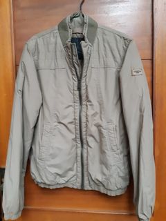 (Kategori: ) berada di . Dikirim oleh tritrihand23639 (ID iklan 1359887711, Gambar 1). Deskripsi: .