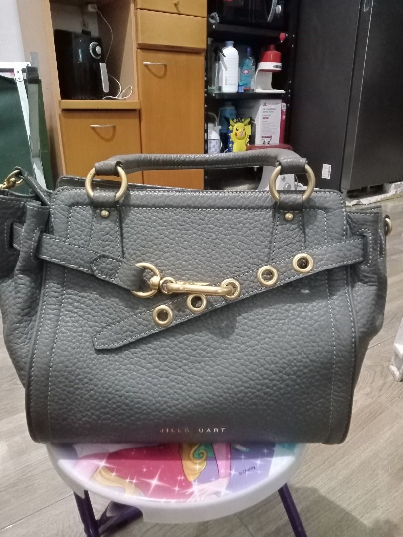 Jill Stuart (Category: Luxury Bags & Wallets) located in Binangonan. Submitted by st.ar (Listing ID 1360038380, Image 2). Description: 2way leather .