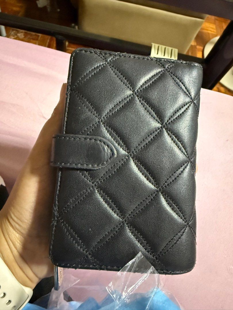 Kate Spade Nathalia Bifold Medium Wallet (Category: Luxury Bags & Wallets) located in Quezon City. Submitted by declutteredbyshell (Listing ID 1360030475, Image 2). Description: Used for months. Got it as a gift from US. Still in good condition. Flaws seen in pictures. Last price posted.