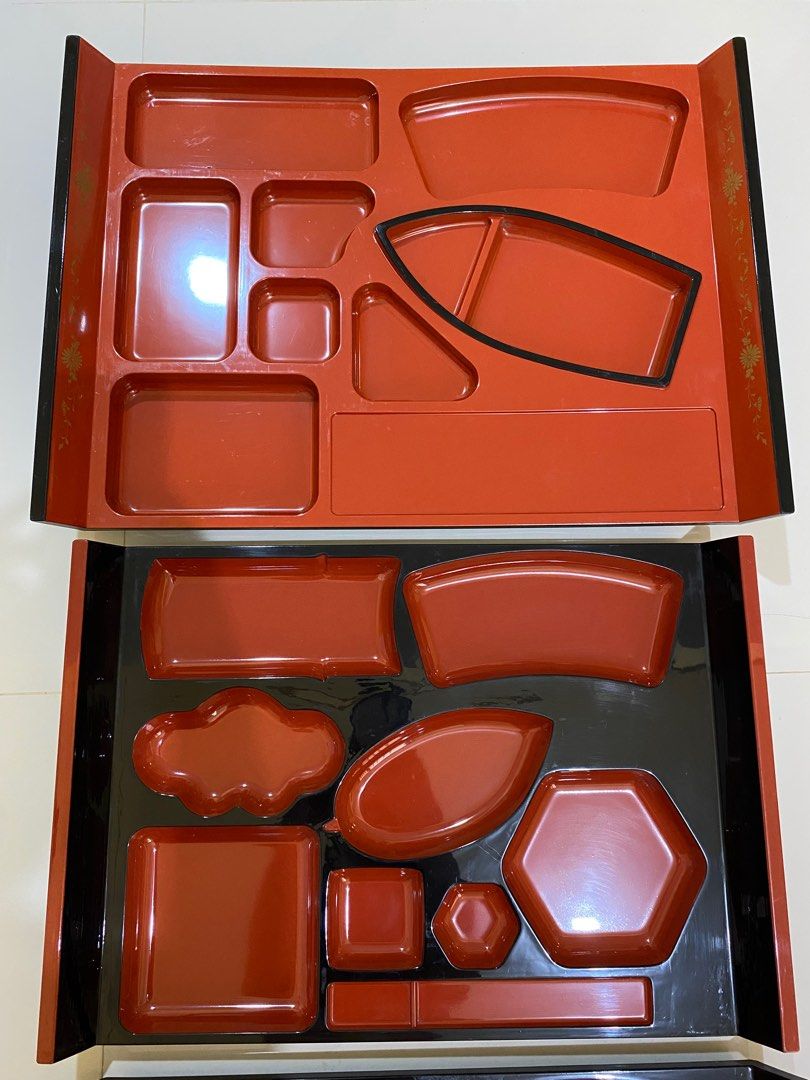 Large Bento Box Tray (Category: Other Kitchenware & Tableware) located in Rizal. Submitted by rareofakind (Listing ID 1359848389, Image 2). Description: P180 each or take all for P450 Brand new but with very minimal scratches during storage 8-9 compartments Lacquered plastic eb*y price: $32 or P1 ,700 in peso each (see last photo) 📍Rizal 💳Gcash or Online bank transfer (BPI/BDO) 🛵Lalamove or courier of your choice (same day delivery).
