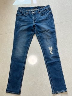 （分類：）位於 。 由 alanlee2050 提交（商品編號 1359937935，圖片 1）。簡介： 。