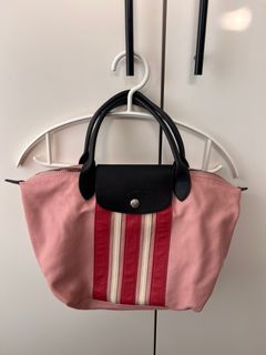 （分類：）位於 。 由 ahgassi.rim 提交（商品編號 1359990804，圖片 1）。簡介： 。