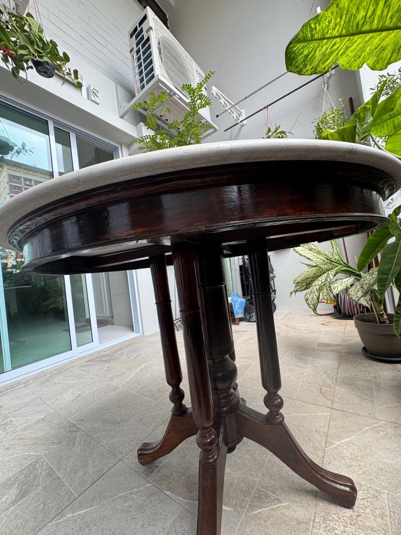 Marble table (Category: Tables & Sets) located in Singapore. Submitted by sun_shine26 (Listing ID 1359901142, Image 3). Description: Self collect at Bishan. Arrange own pick up Price negotiable Height is 77cm The diameter is 93cm .