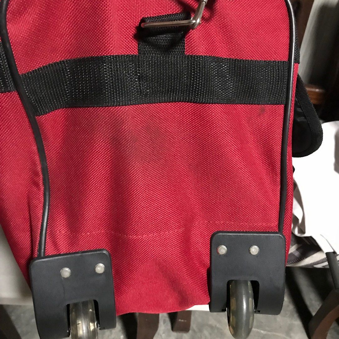 Mcllin travel bag/trolley (Category: Cross-body Bags) located in Pura. Submitted by loveporter (Listing ID 1359963063, Image 2). Description: Just add sf dear buyers 😊.