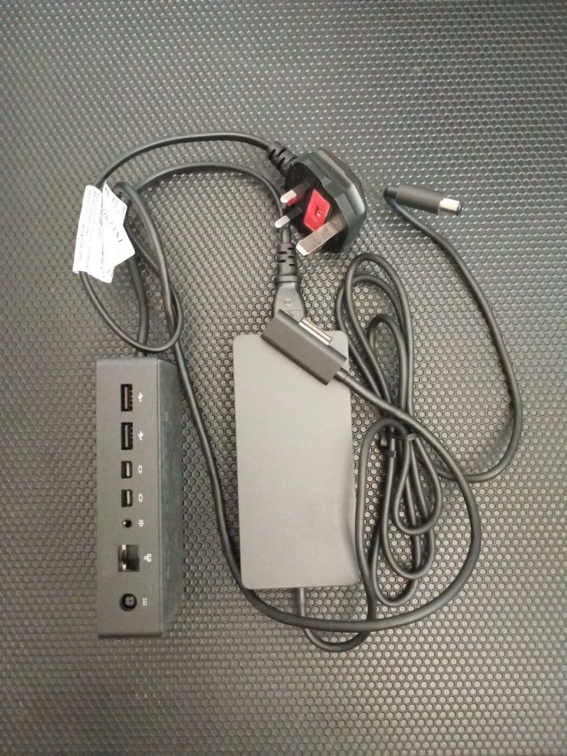 Microsoft Surface Docking （分類：電腦充電器）位於 Hong Kong。 由 cnm33556 提交（商品編號 1359926566，圖片 1）。簡介： Microsoft Surface pro Docking station, like new, excellent condition。