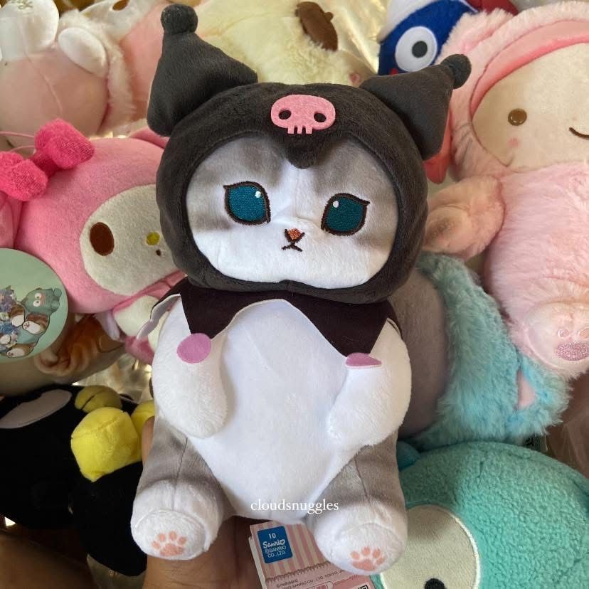 MOFUSAND KUROMI (Category: Designer & Blind Box Toys) located in Tarlac. Submitted by rosieee.boop (Listing ID 1359907034, Image 1). Description: personal fave ^^ PRIO FULL PAYMENT | PAYMENT UNTIL FRIDAY (MARCH 28), AT LEAST 30% DP | STRICTLY NO CANCELLATION Location: Tarlac City MOD & MOP: GCASH | DIRECT J&T, SCO items are pre-loved, manage your expectations (no issues or stains, unless stated) happy collecting! ☁️.