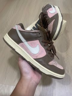 (Category: ) located in . Submitted by ilovesneakerzz (Listing ID 1359938755, Image 1). Description: .