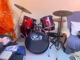 Rj drum set with cymbals and throne wine red