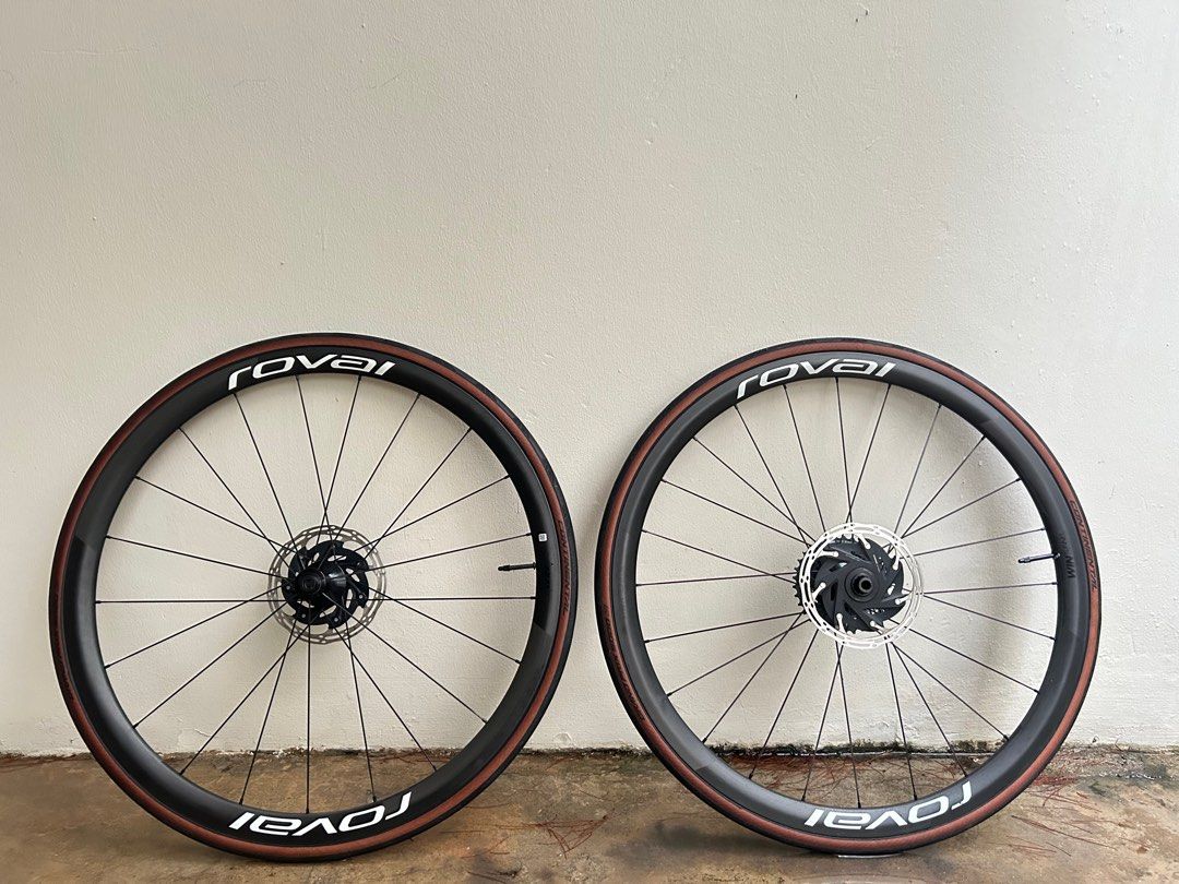 Roval Alpinist CLX 1 Disc Wheelset (Category: Parts & Accessories) located in Singapore. Submitted by whitearrows (Listing ID 1359976540, Image 3). Description: Alpinist CLX Gen 1 XDR freehub For disc brake Tyres, rotors & cassette are not included The reason I’ve listed as well used is because there’s some damage on the non drive side rear wheel (refer to the last 2 photos). I can’t determine whether it’s a deep scratch or a crack. When I put pr