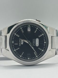 (Category: ) located in . Submitted by ald_timepieces (Listing ID 1359862075, Image 1). Description: .