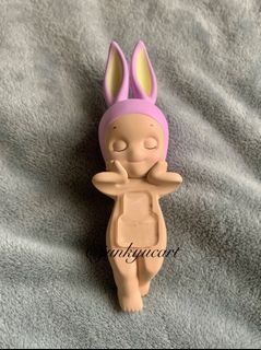 Sonny Angel Rabbit Dreaming Hipper Series Edition Figure