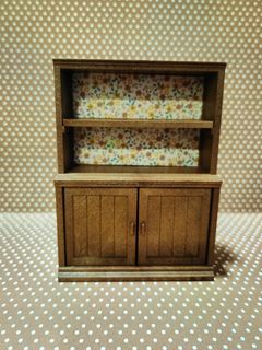 Sylvanian Families General Store vintage shelf/cabinet