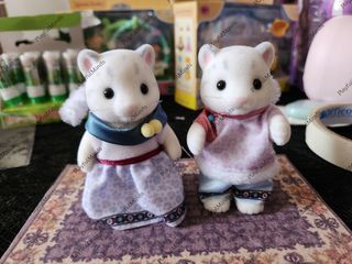 Sylvanian families snow leopard mom and dad