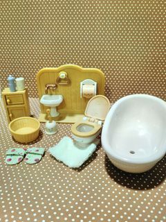Sylvanian Families Toilet Set