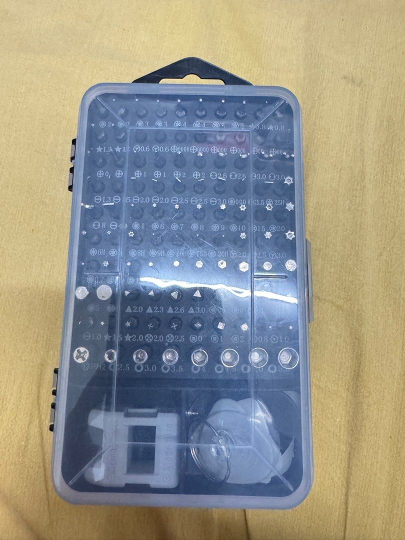 Tool sets （分類：其他裝置）位於 Hong Kong。 由 kbee001 提交（商品編號 1359874584，圖片 2）。簡介： 。