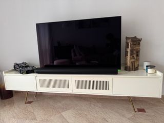 (Category: ) located in . Submitted by livstyle (Listing ID 1359952400, Image 1). Description: .