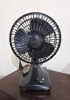 Union 7" Desk Fan