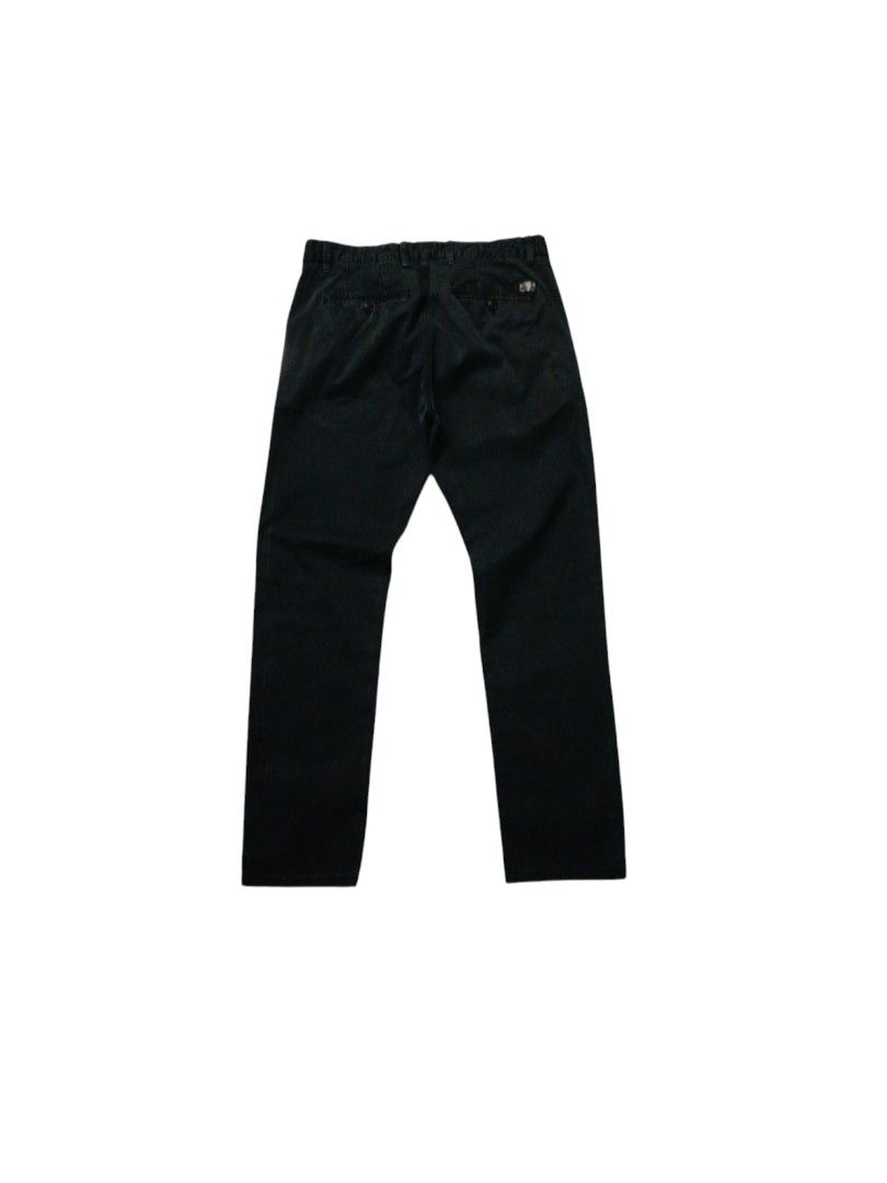 Zara Black Chinos - 31 (Category: Trousers) located in Makati City. Submitted by inxsstuff (Listing ID 1359935649, Image 2). Description: Zara Black Trousers Size 31 Payment via Gcash or BPI transfer.