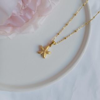 (Category: ) located in . Submitted by FashionFindswa (Listing ID 1360131978, Image 1). Description: .