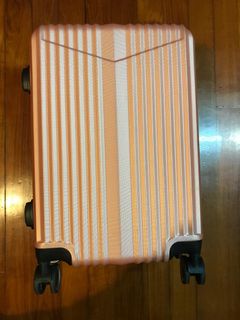 （分類：）位於 。 由 raincloud123 提交（商品編號 1360205265，圖片 1）。簡介： 。