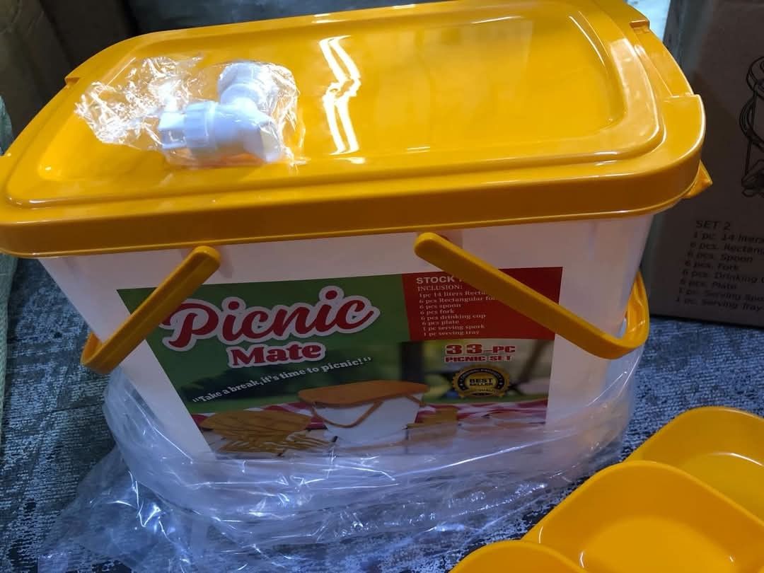 33pcs PICNIC MATE Set (Category: Food Organization & Storage) located in Mandaluyong City. Submitted by shopmla (Listing ID 1360214279, Image 1). Description: 33pcs PICNIC MATE Outdoor cutlery set @499. SF applies gcash BPI family.