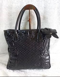 (Kategori: ) berada di . Dikirim oleh anindita_na (ID iklan 1360072623, Gambar 1). Deskripsi: .